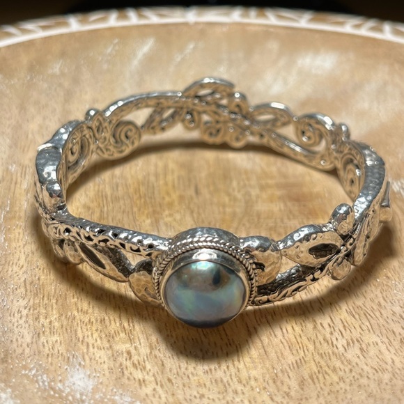 Sarda Blue Cultured Mabe Pearl Silver Tree Of Life Bangle Bracelet - Picture 6 of 16